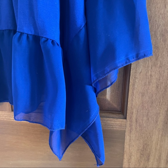 Beautiful Blue Woman’s Plus 3X Cha Cha Vente Shark Bite Hem Short Sleeve Top NWT - Picture 2 of 6